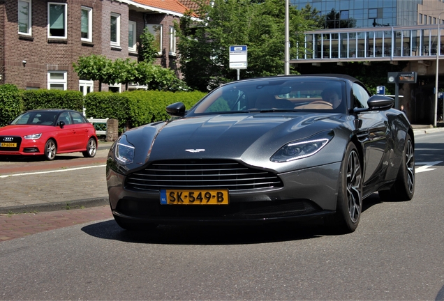 Aston Martin DB11 V8 Volante