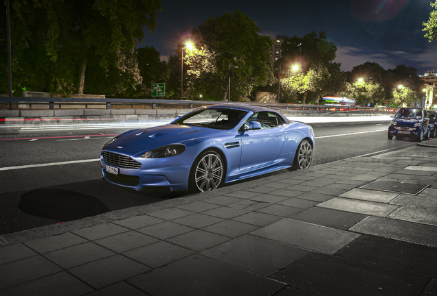 Aston Martin DBS Volante