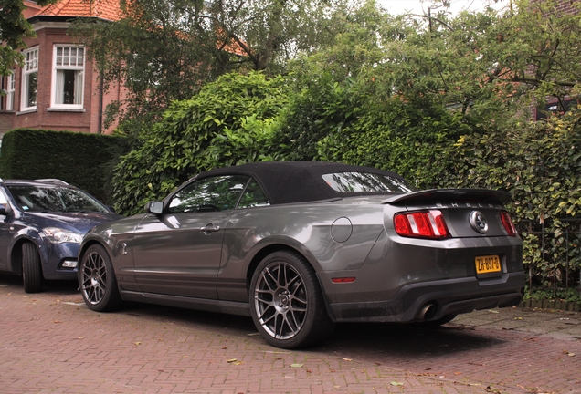 Ford Mustang Shelby GT500 Convertible 2010