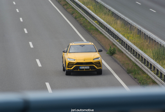 Lamborghini Urus