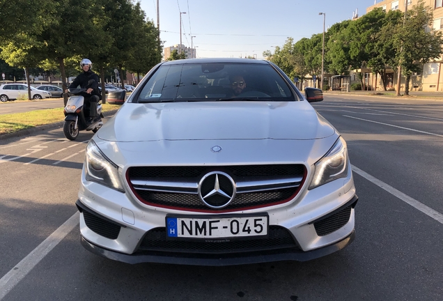 Mercedes-Benz CLA 45 AMG Edition 1 C117