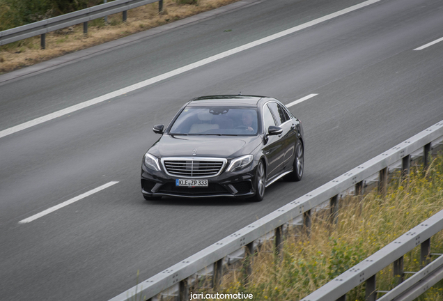 Mercedes-Benz S 63 AMG V222