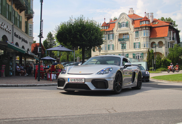 Porsche 718 Cayman GT4