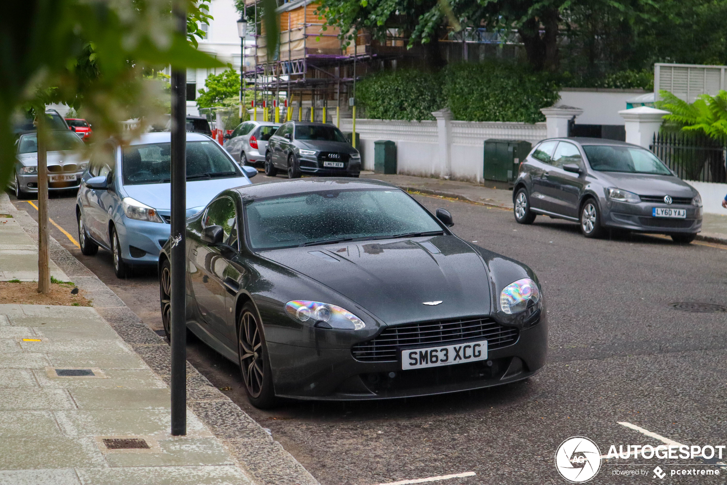 Aston Martin V8 Vantage S