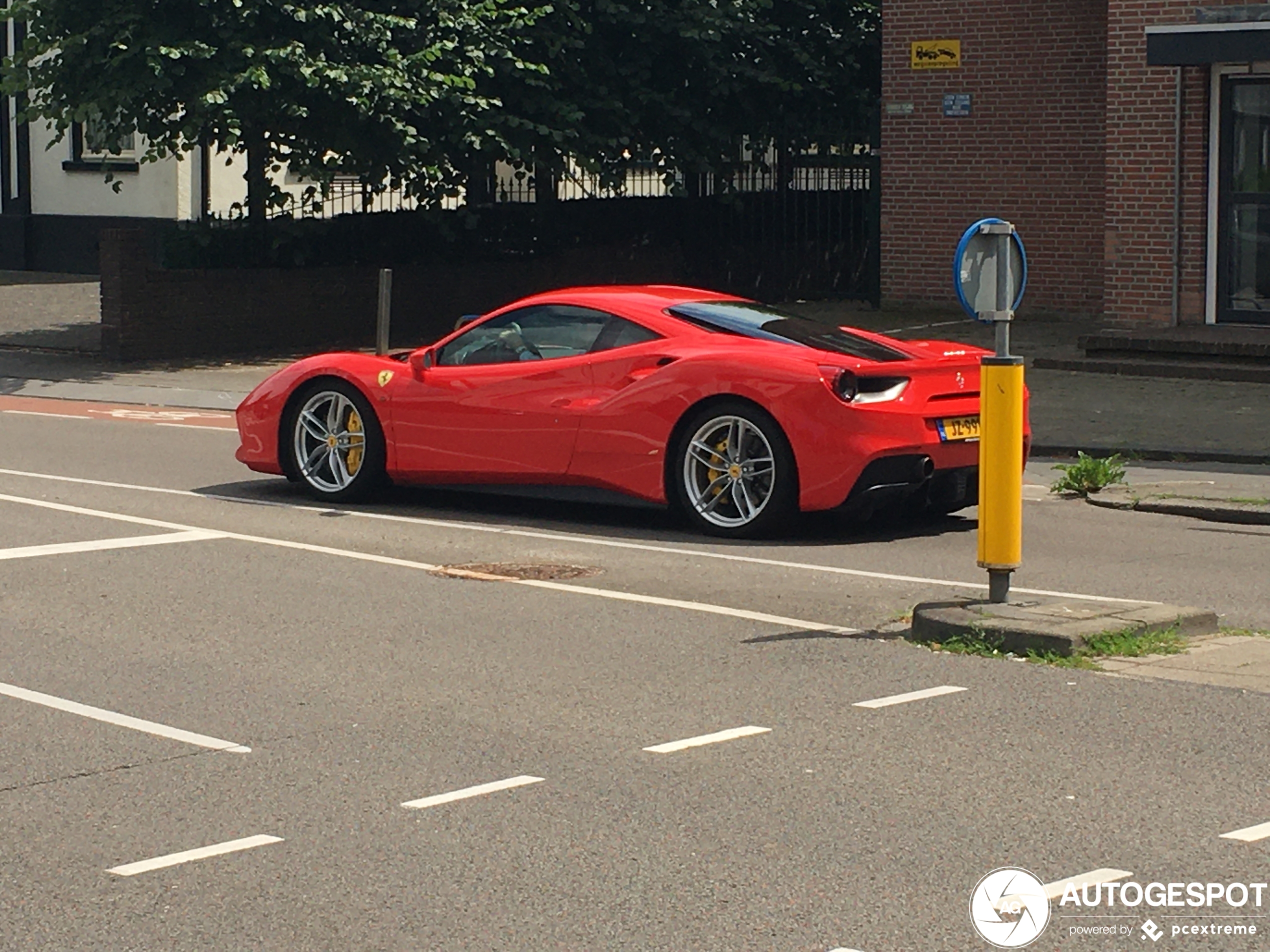 Ferrari 488 GTB