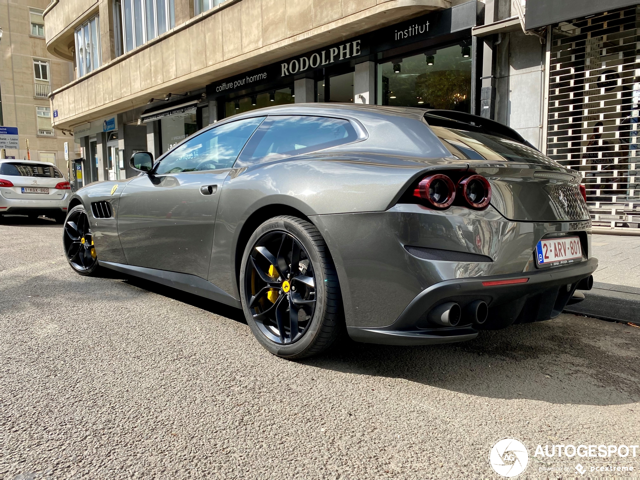 Ferrari GTC4Lusso T