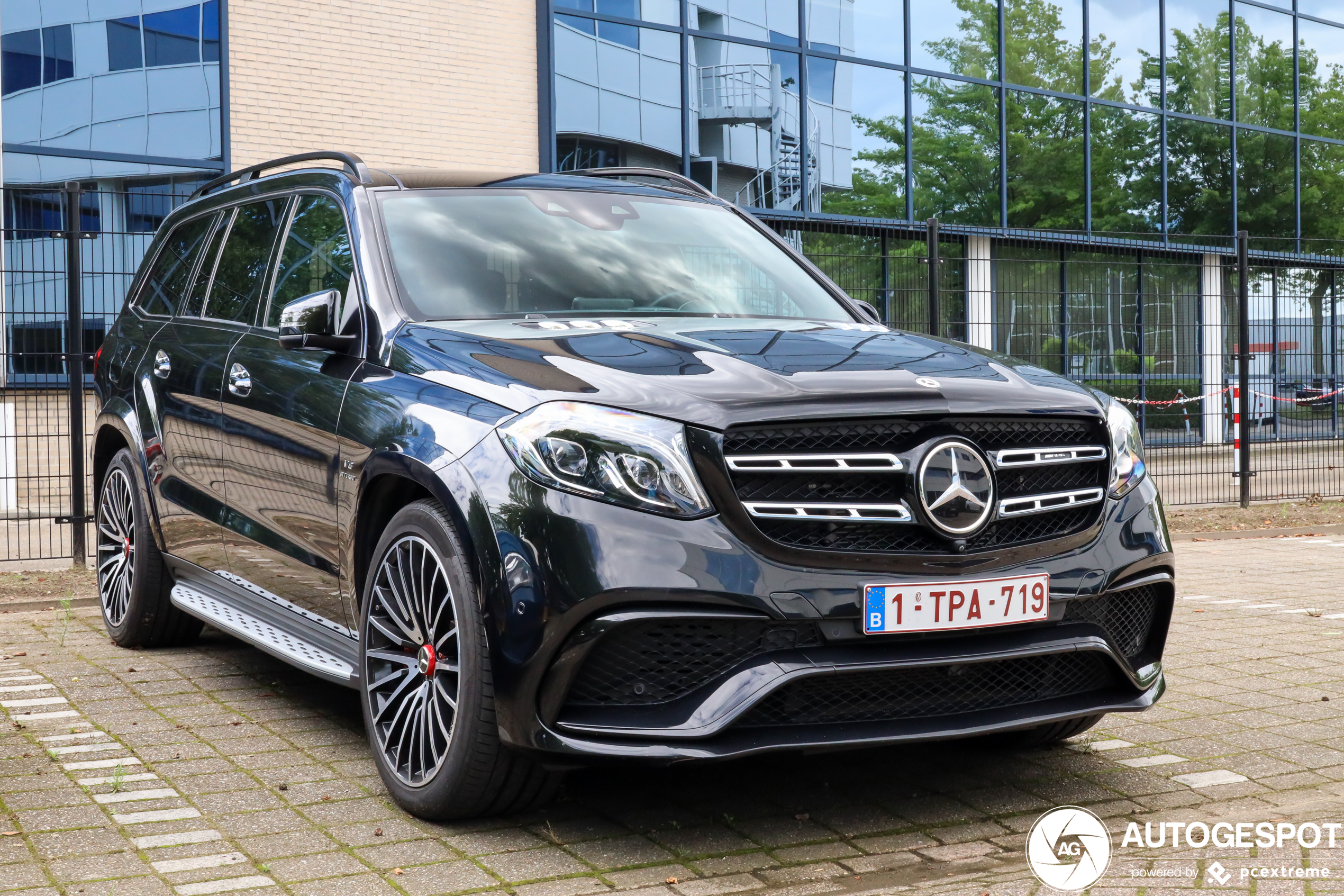 Mercedes-AMG GLS 63 X166