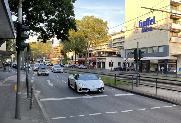 Lamborghini Huracán LP640-4 EVO Spyder