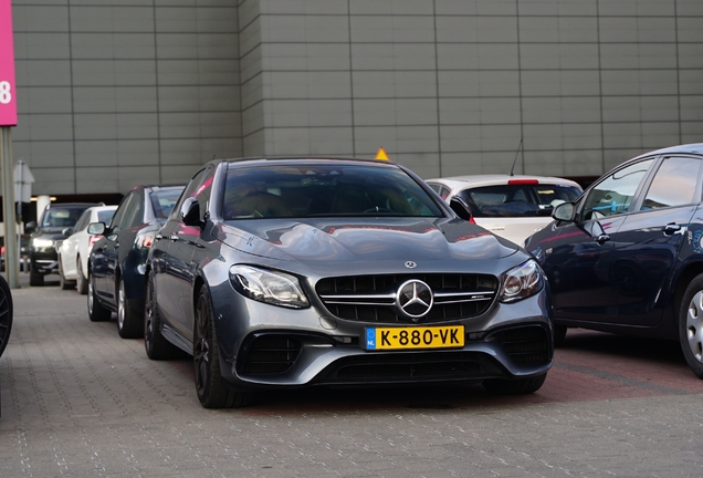 Mercedes-AMG E 63 S W213