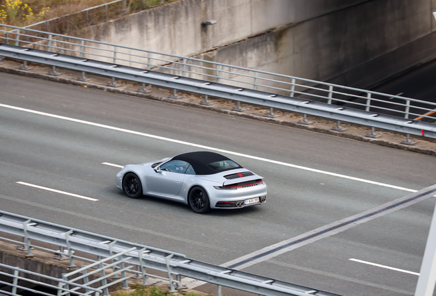 Porsche 992 Carrera S Cabriolet