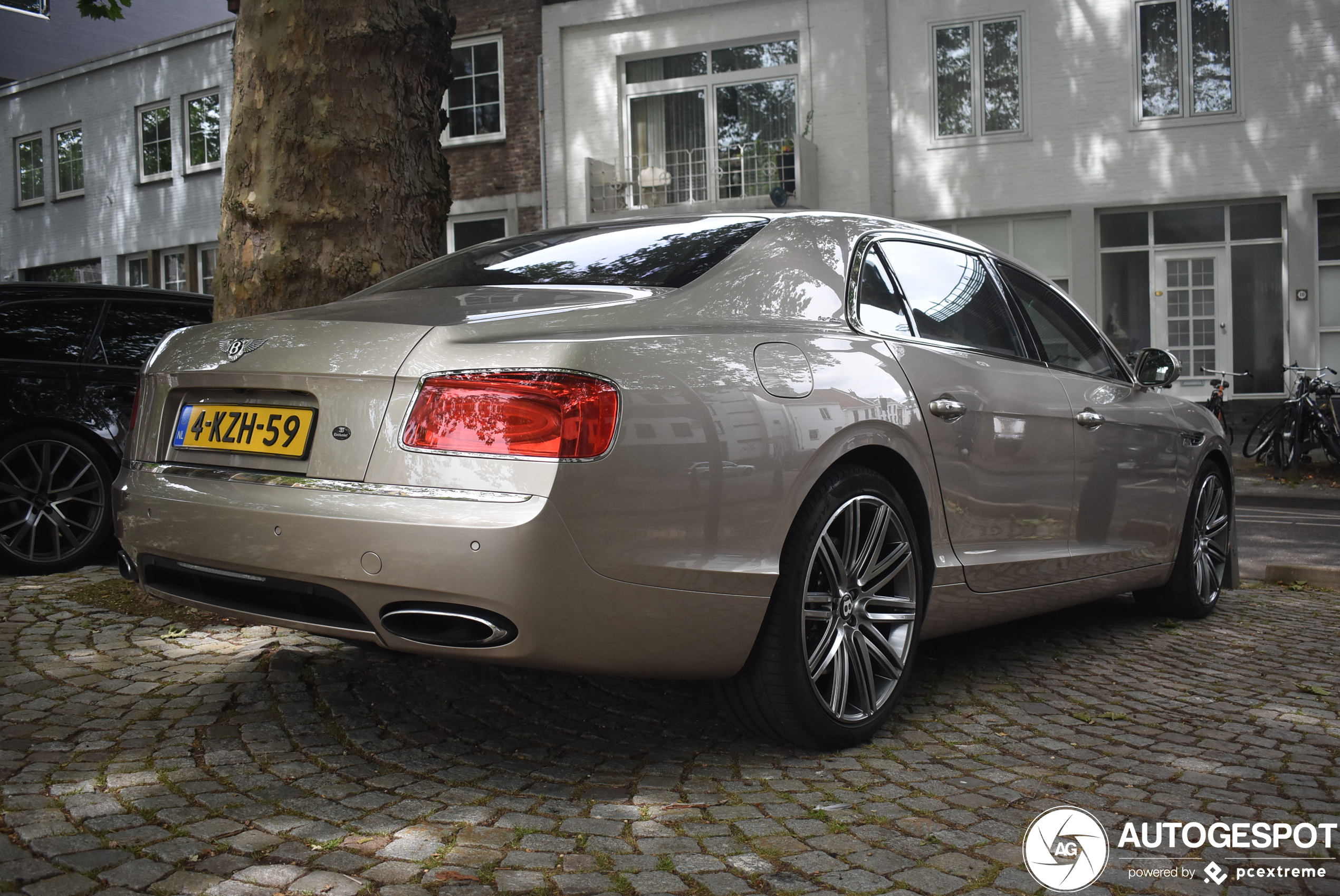 Bentley Flying Spur W12