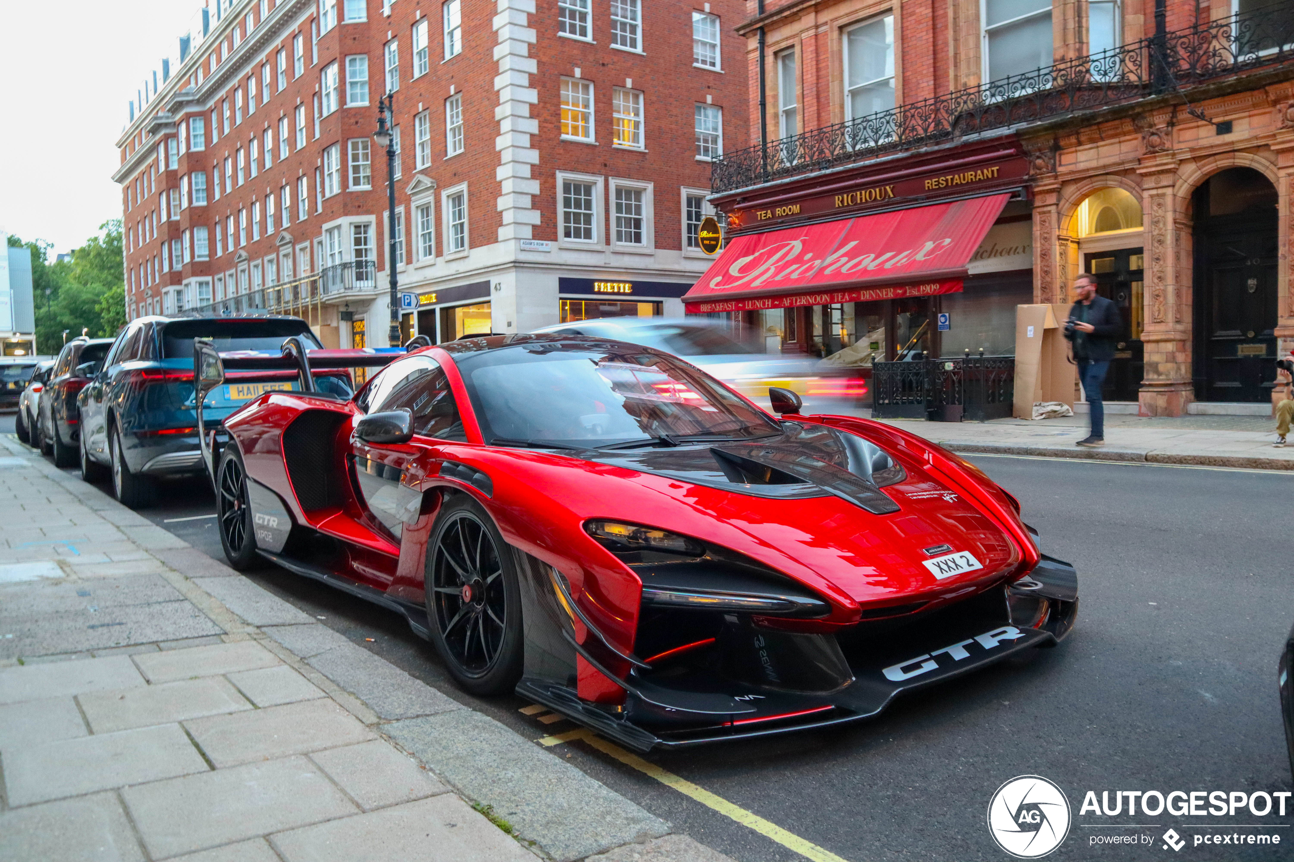 McLaren Senna GTR wint het vleugelspel