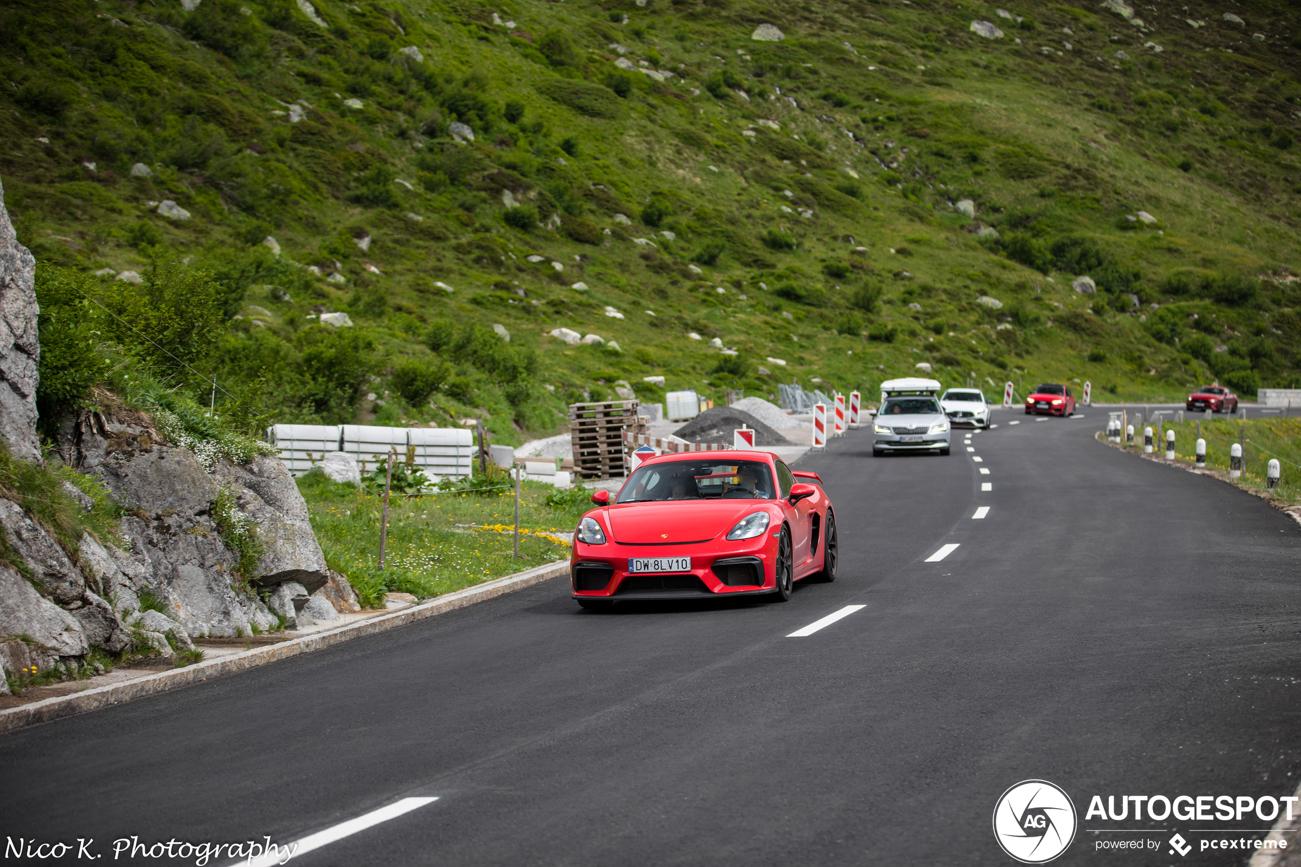 Porsche 718 Cayman GT4