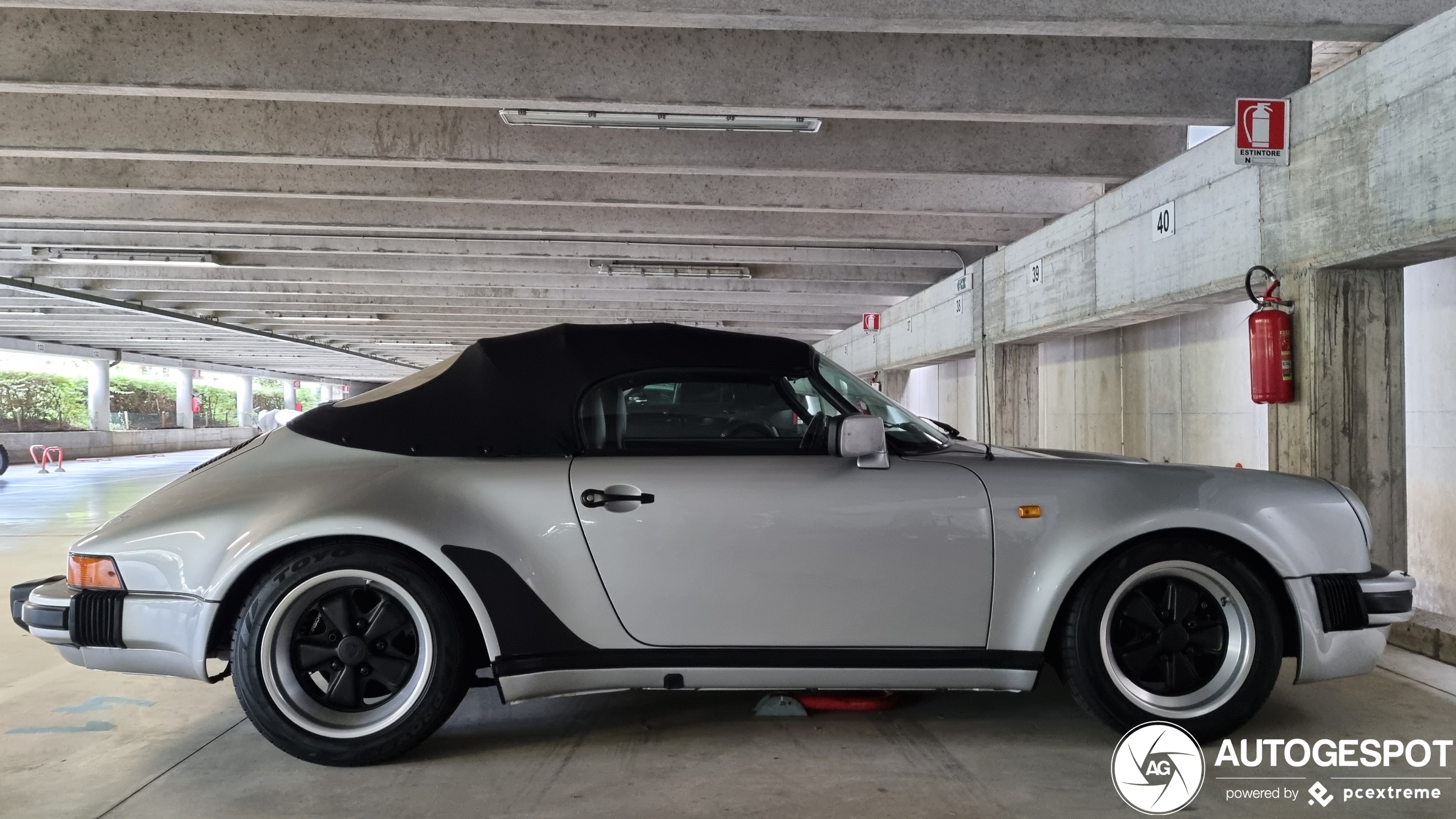 Porsche 930 Speedster