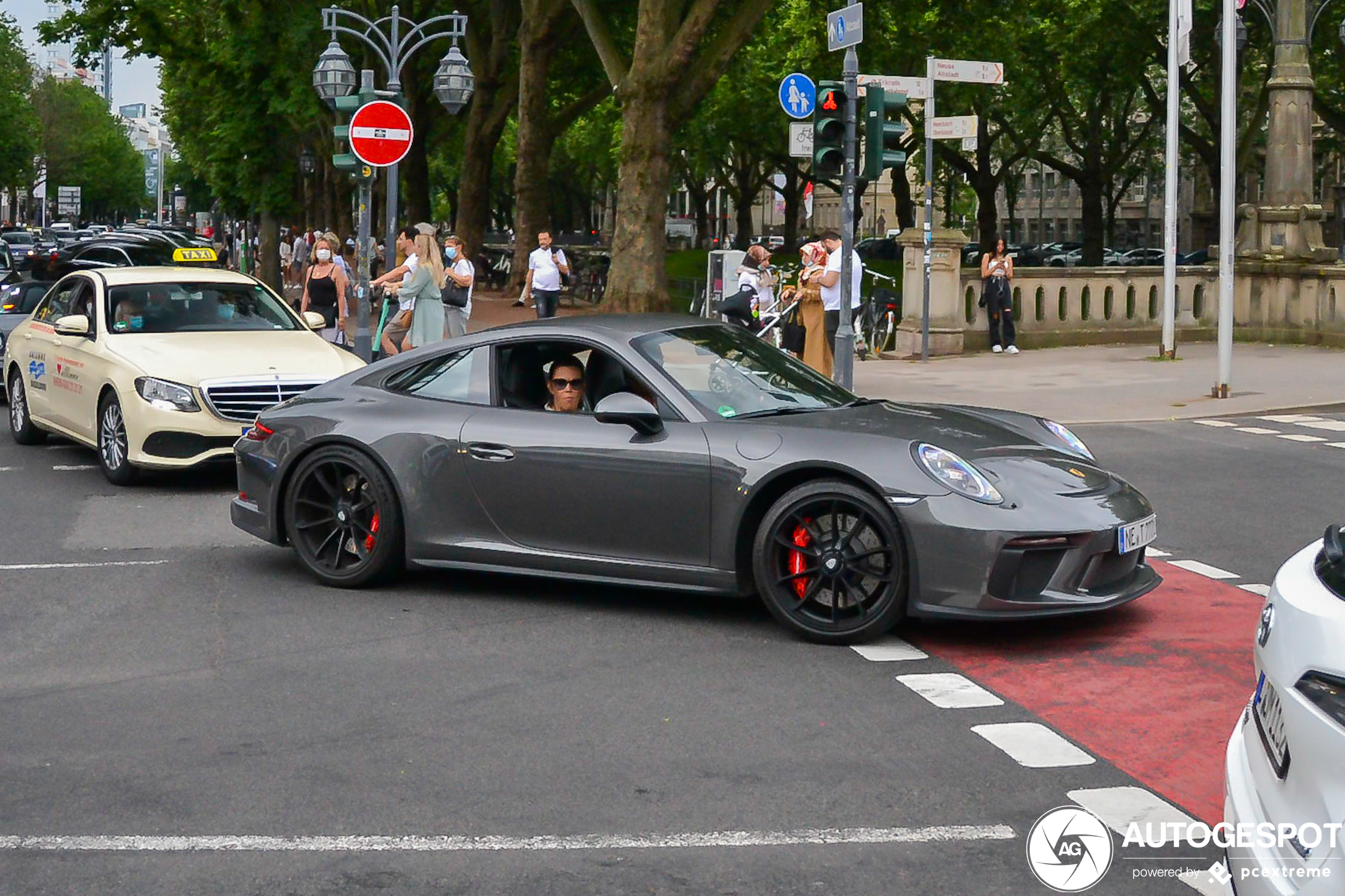 Porsche 991 GT3 Touring