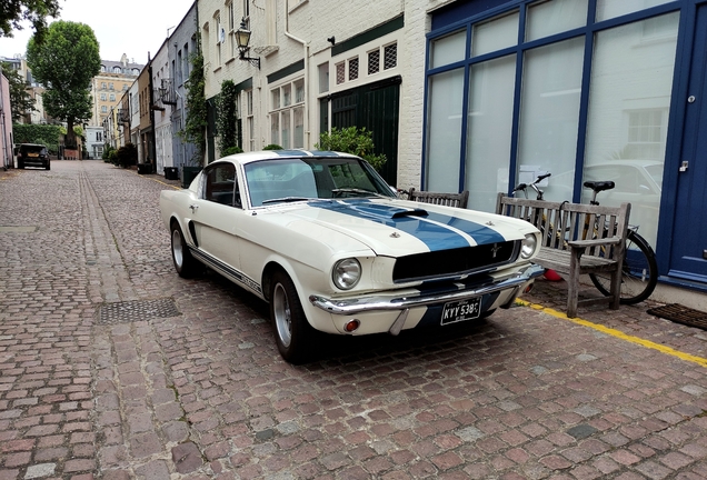 Ford Mustang Shelby G.T. 350