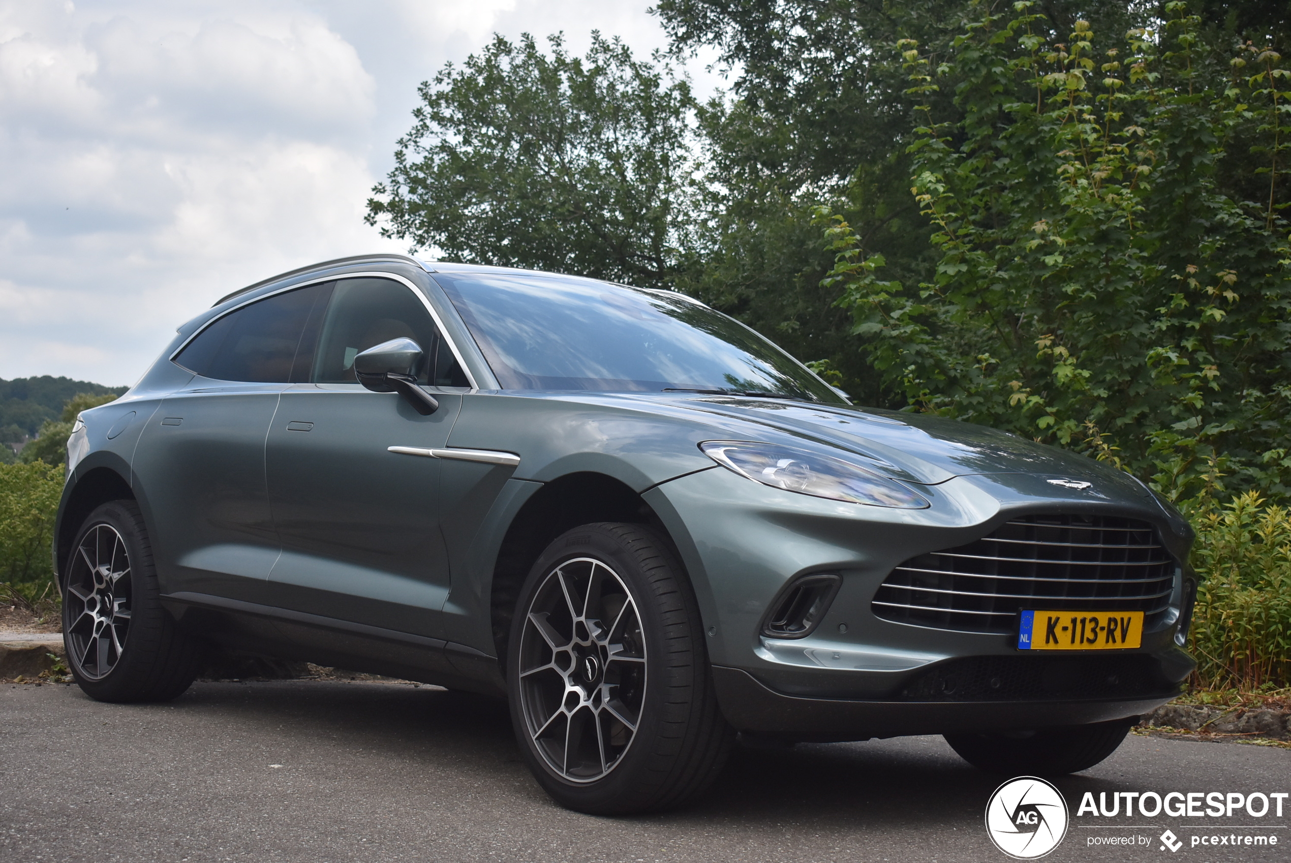 Aston Martin DBX