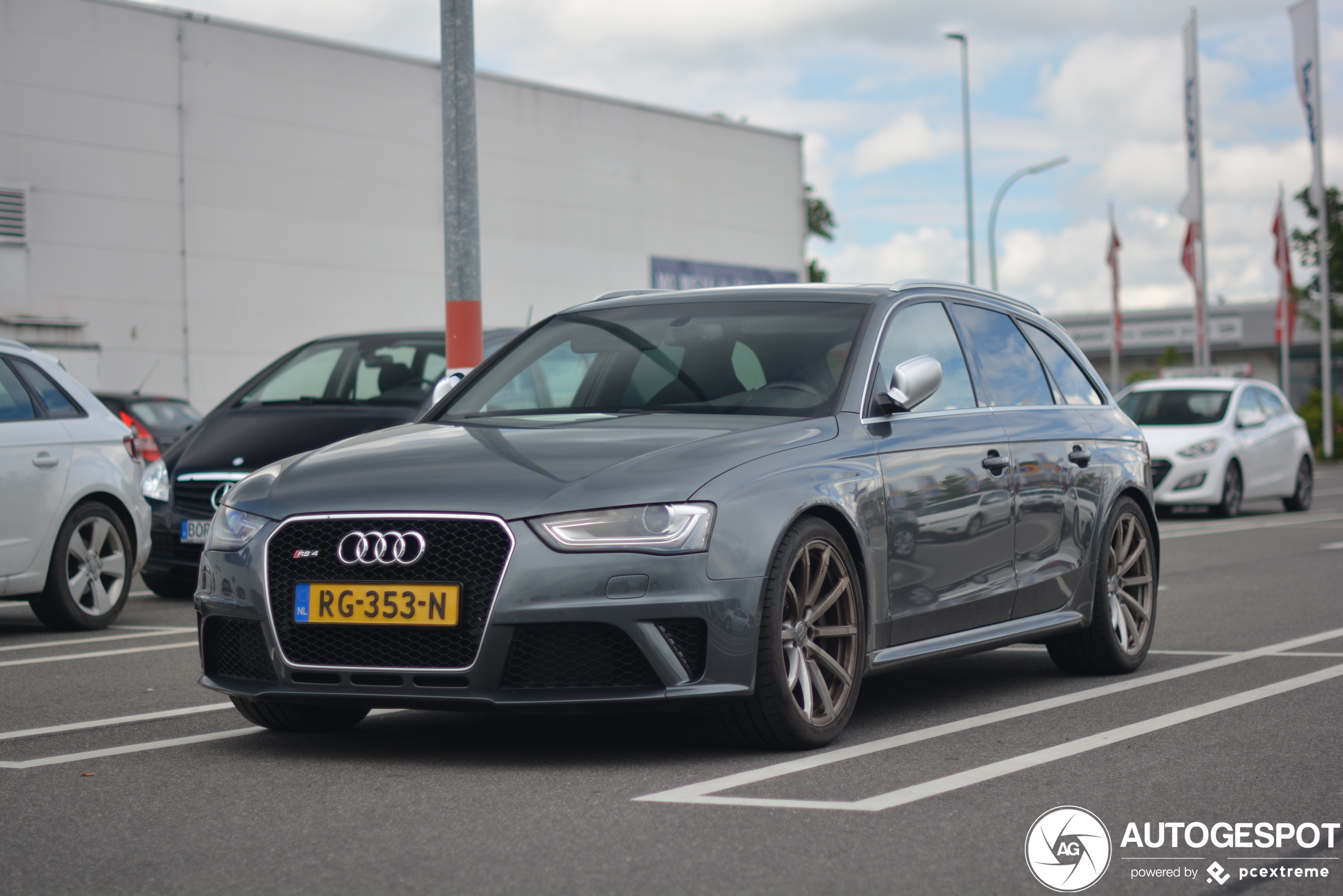 Audi RS4 Avant B8