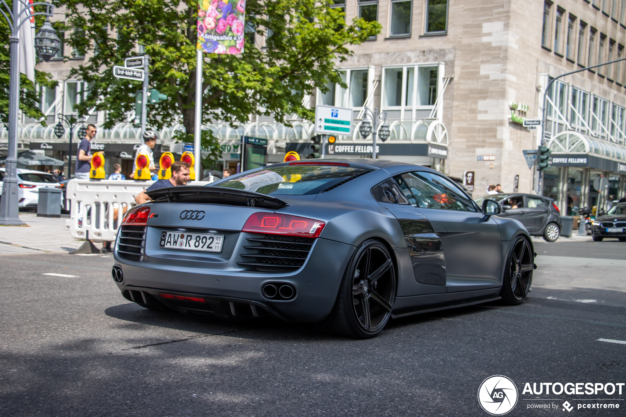 Audi R8