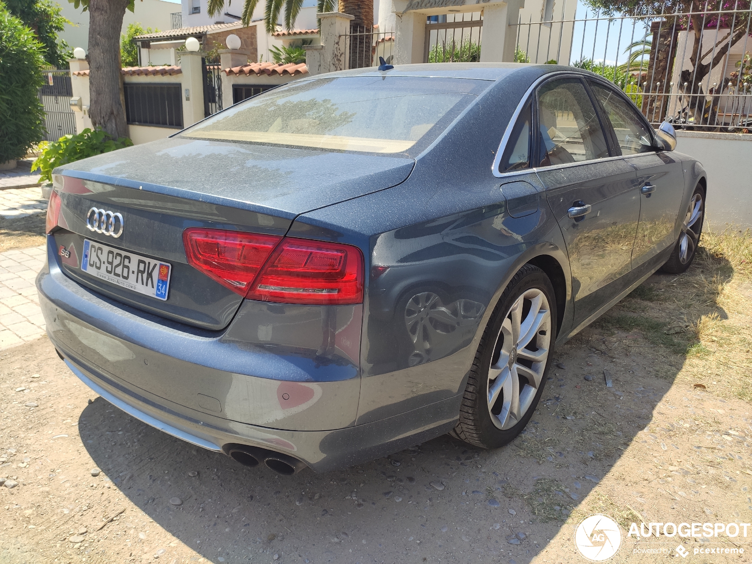 Audi S8 D4