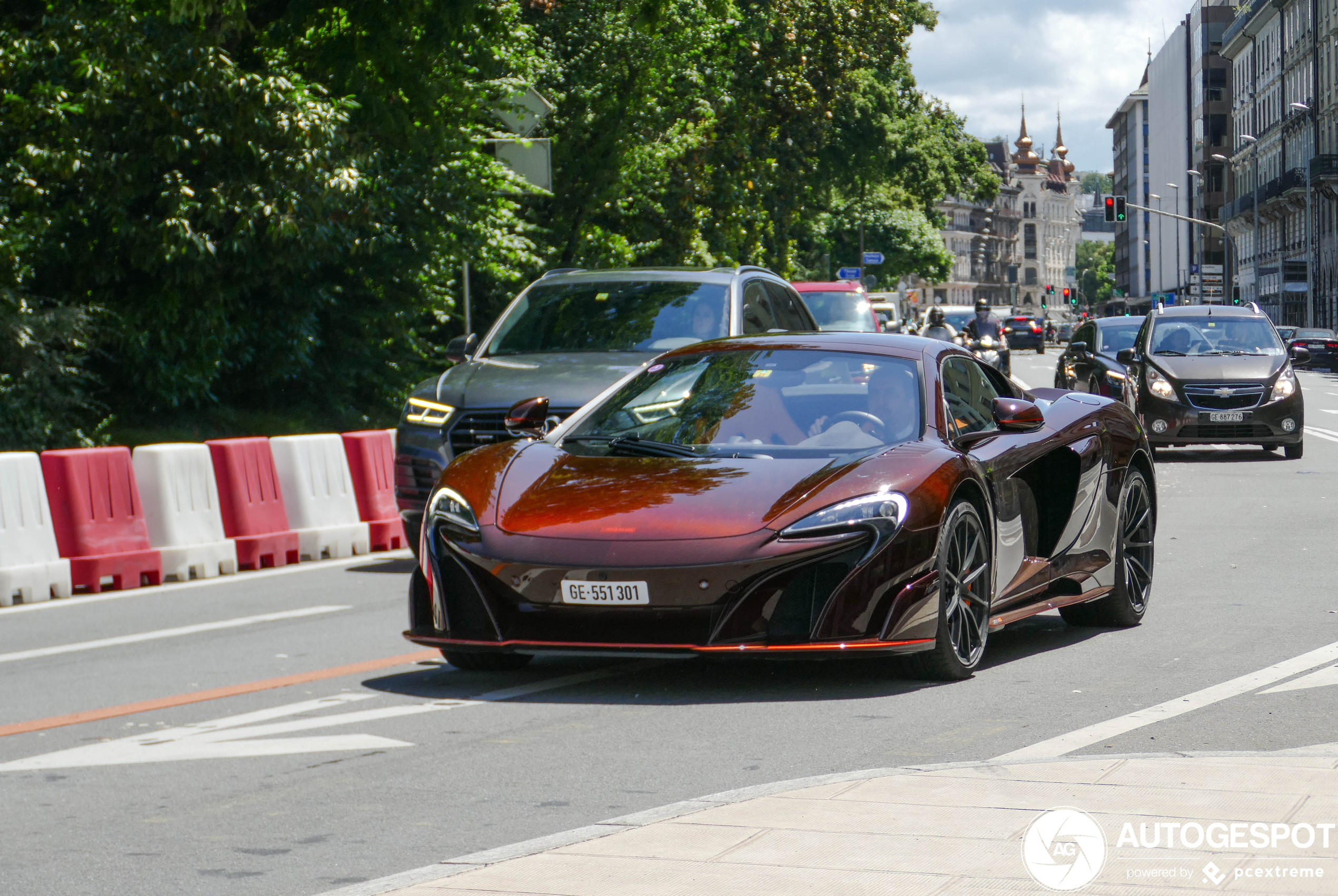 McLaren 675LT Spider Carbon Series