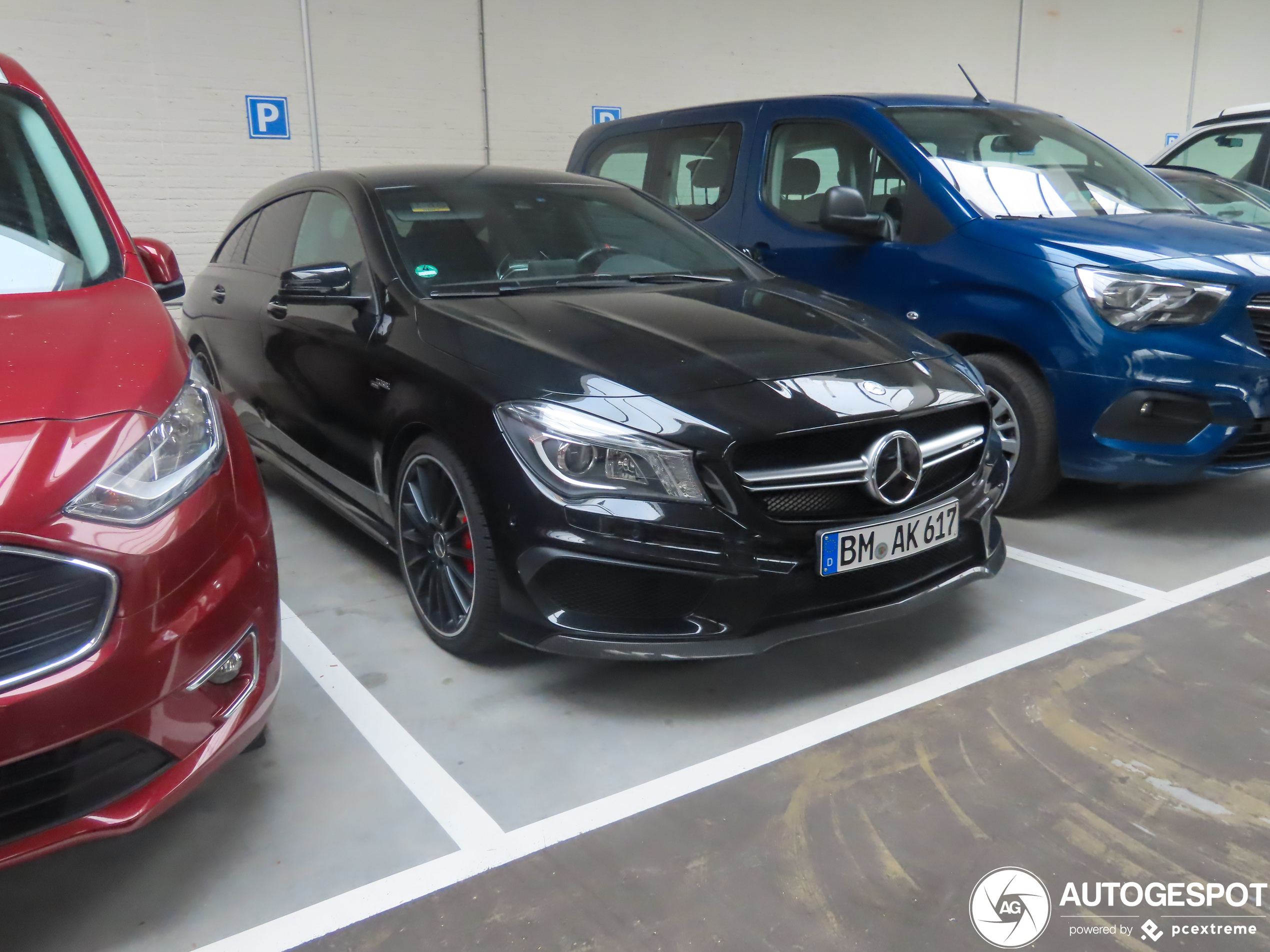 Mercedes-AMG CLA 45 Shooting Brake X117