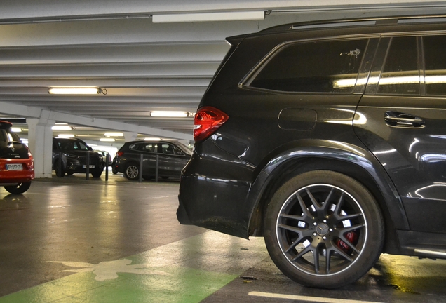 Mercedes-AMG GLS 63 X166