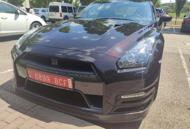 Nissan GT-R 2011