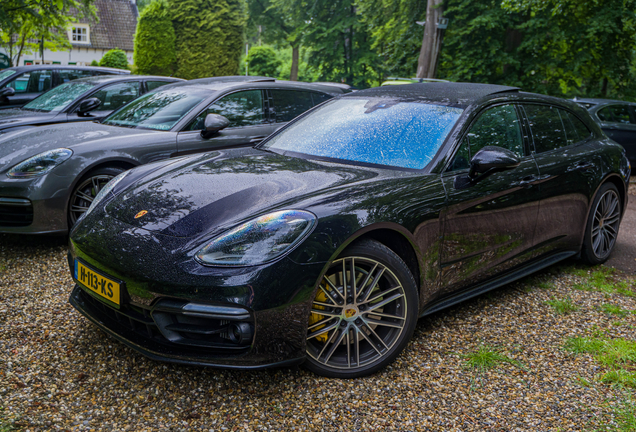 Porsche 971 Panamera GTS Sport Turismo