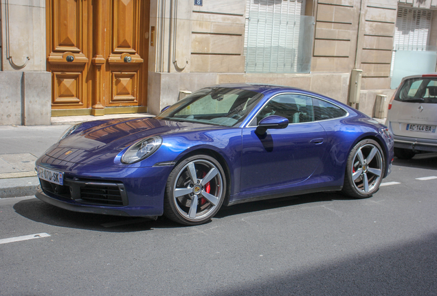 Porsche 992 Carrera 4S