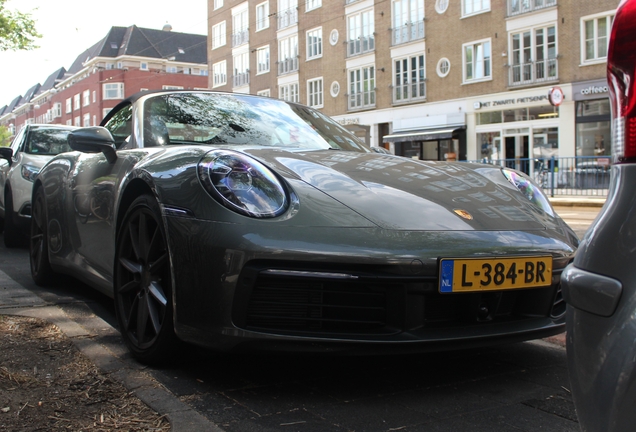 Porsche 992 Carrera 4S Cabriolet