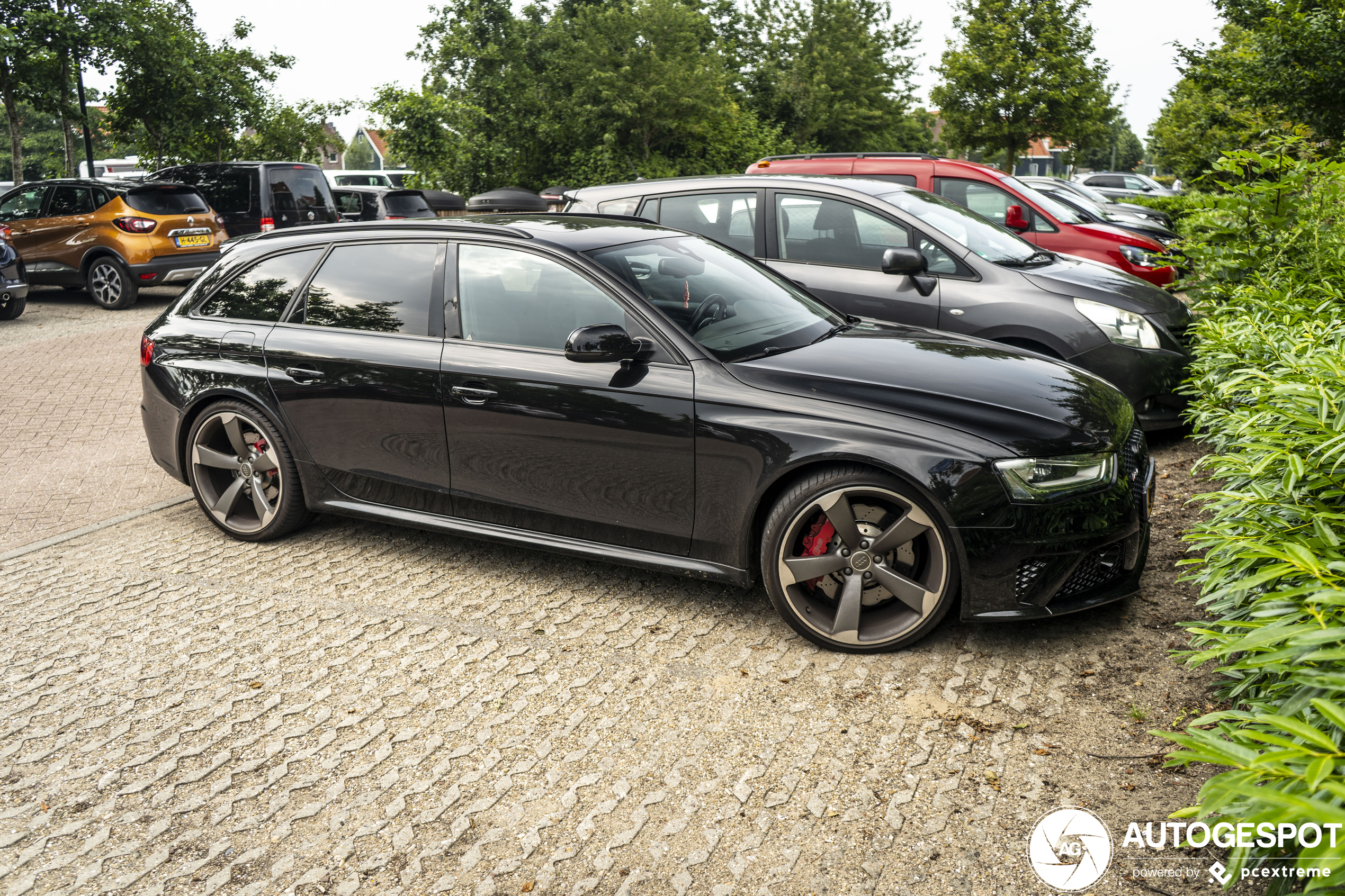 Audi RS4 Avant B8