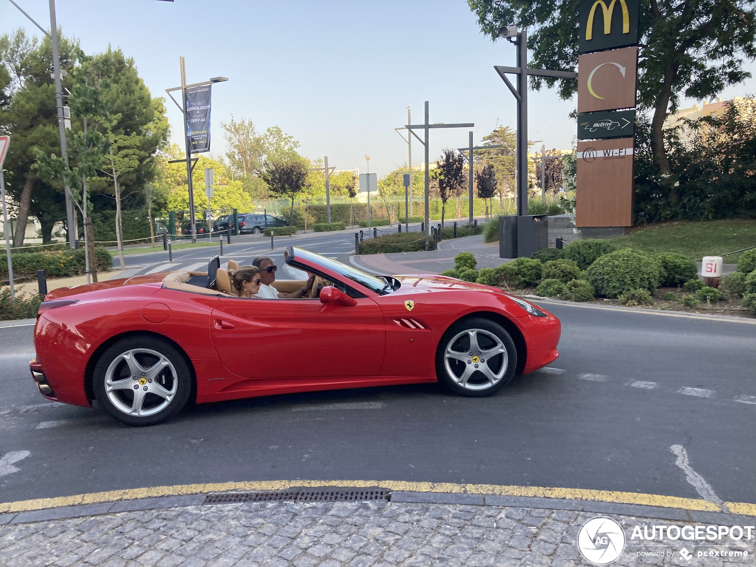 Ferrari California