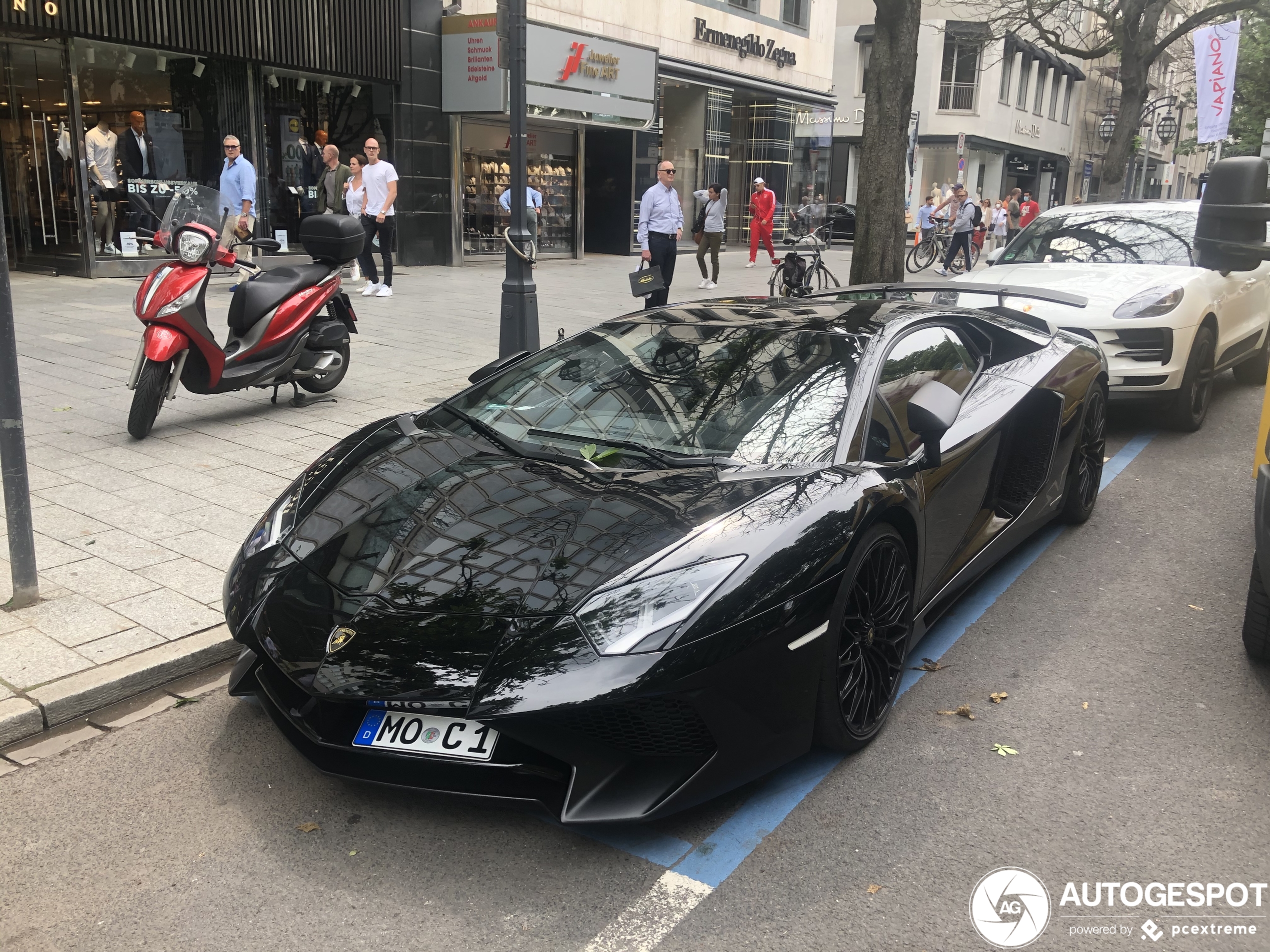 Lamborghini Aventador LP750-4 SuperVeloce