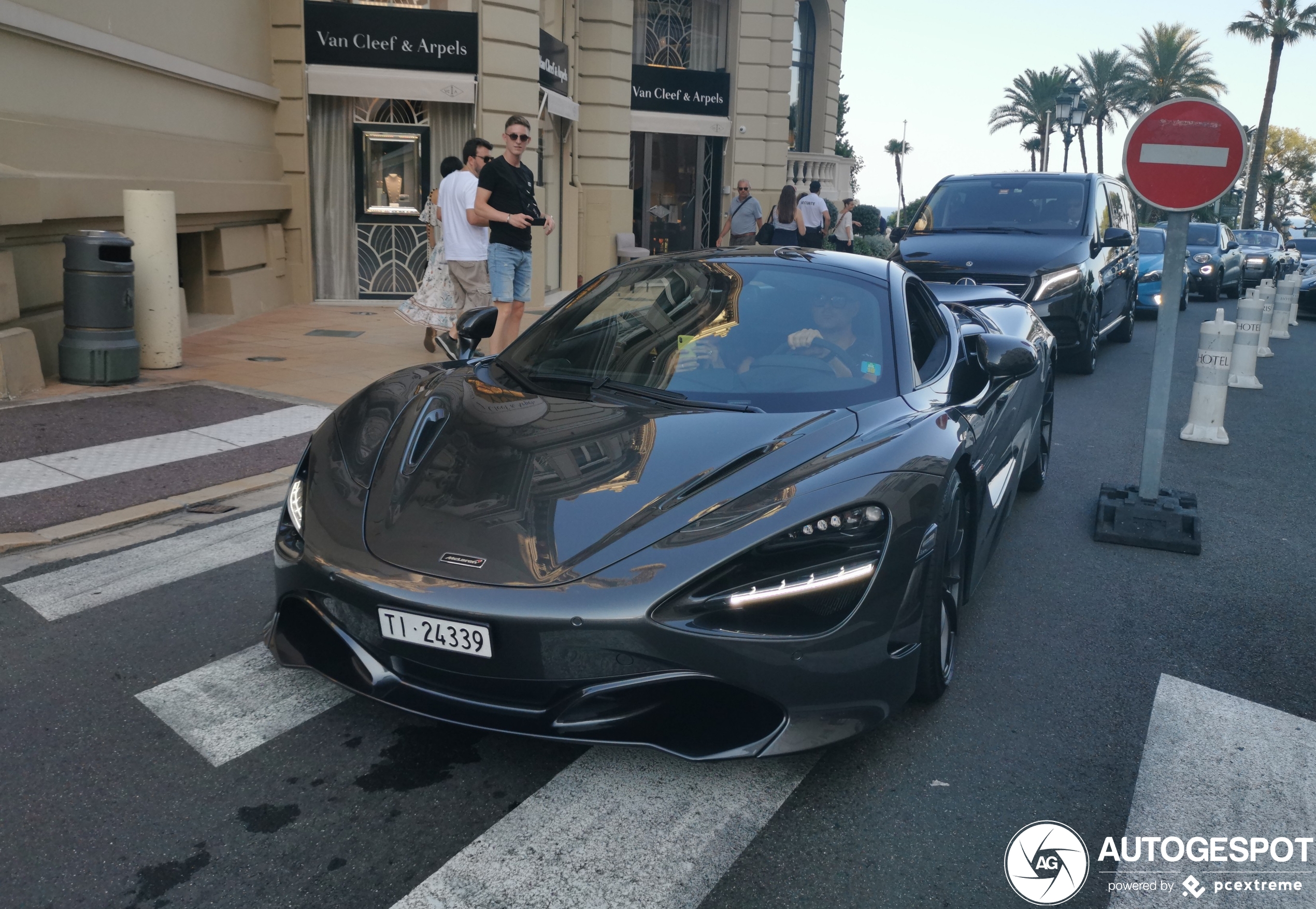 McLaren 720S