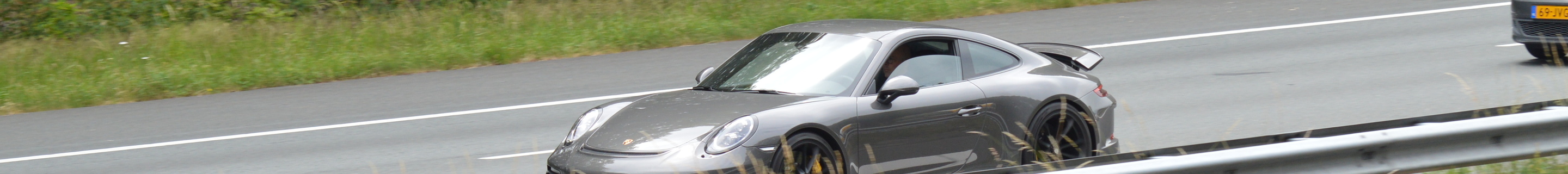 Porsche 991 GT3 Touring