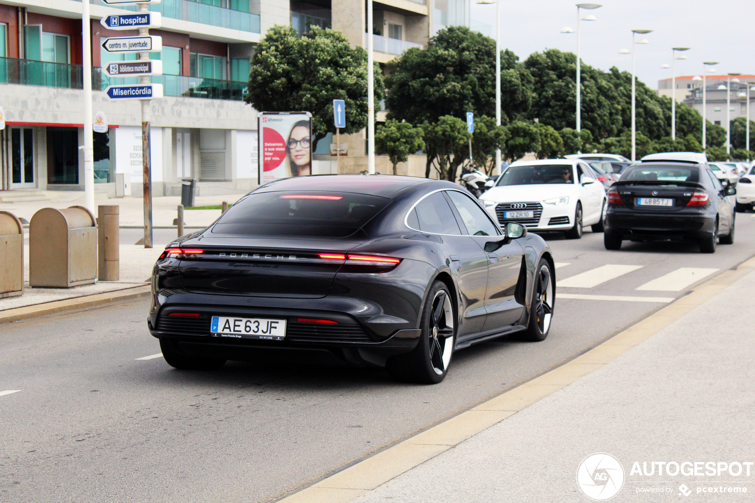 Porsche Taycan Turbo S