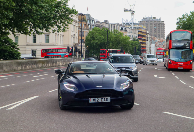 Aston Martin DB11 AMR