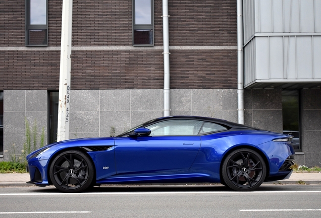 Aston Martin DBS Superleggera