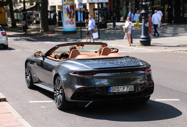 Aston Martin DBS Superleggera Volante