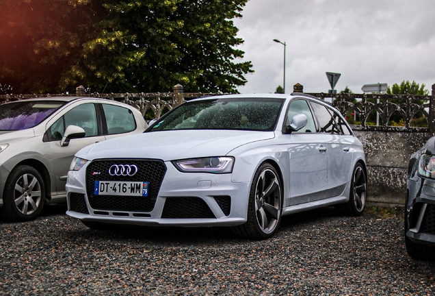 Audi RS4 Avant B8