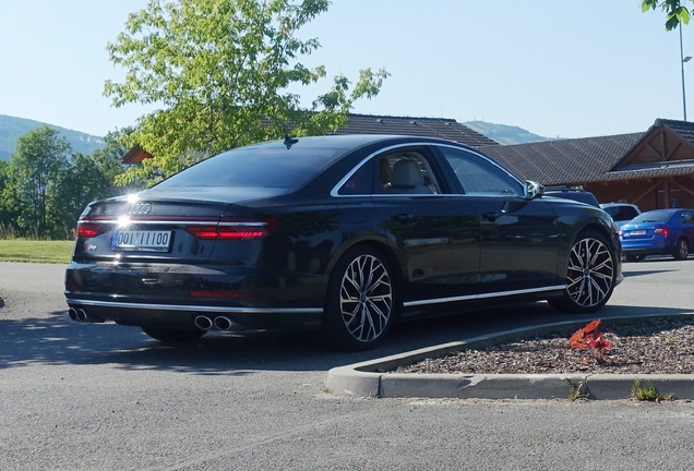 Audi S8 D5