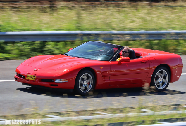 Chevrolet Corvette C5 Convertible