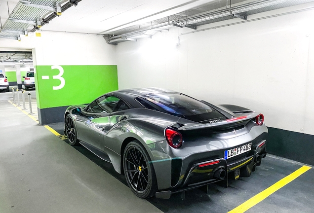 Ferrari 488 Pista