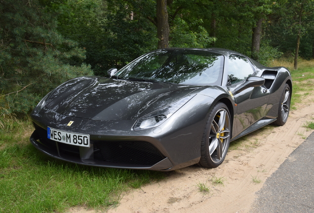 Ferrari 488 Spider