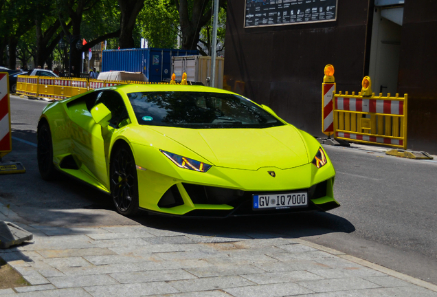 Lamborghini Huracán LP640-4 EVO