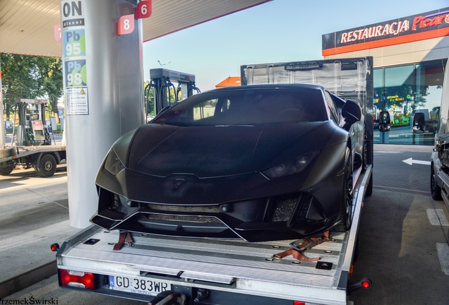 Lamborghini Huracán LP640-4 EVO