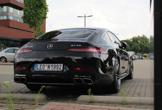 Mercedes-AMG GT 63 X290