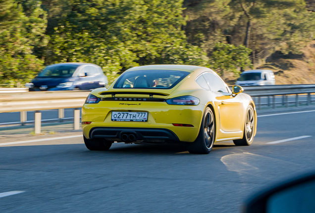 Porsche 718 Cayman S