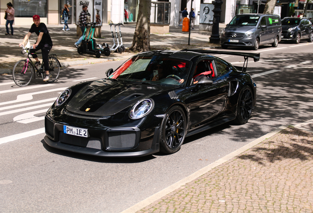 Porsche 991 GT2 RS Weissach Package